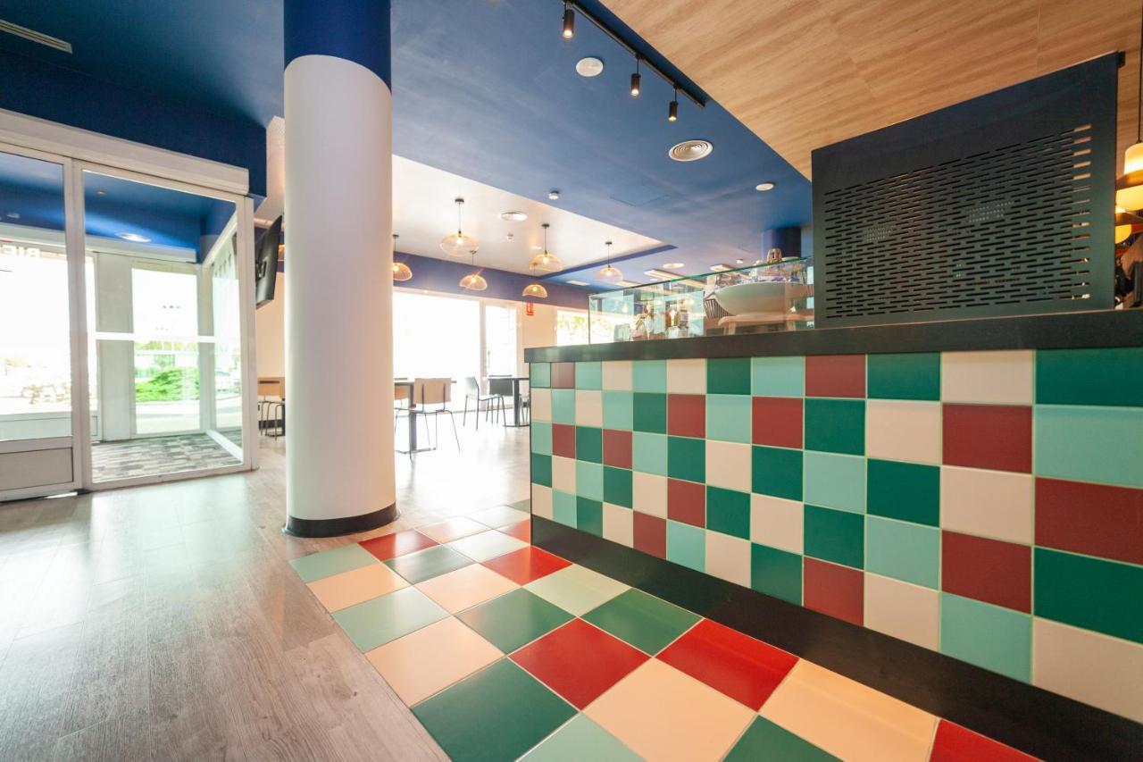 Ibis Alcala De Henares La Garena Hotel Екстериор снимка