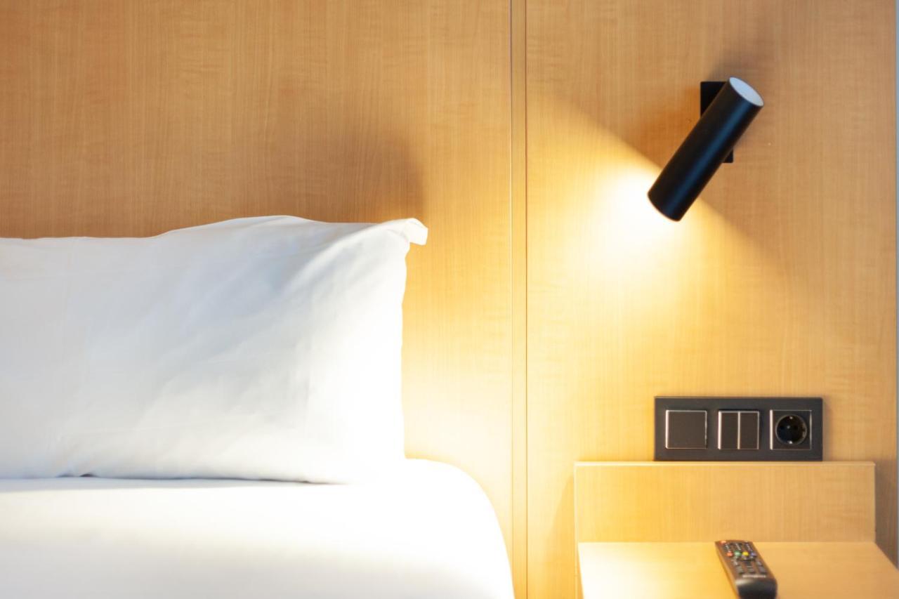 Ibis Alcala De Henares La Garena Hotel Екстериор снимка