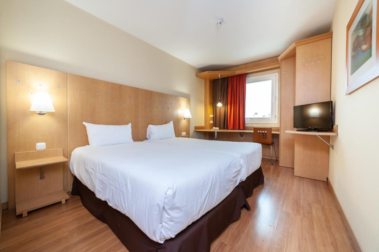 Ibis Alcala De Henares La Garena Hotel Екстериор снимка