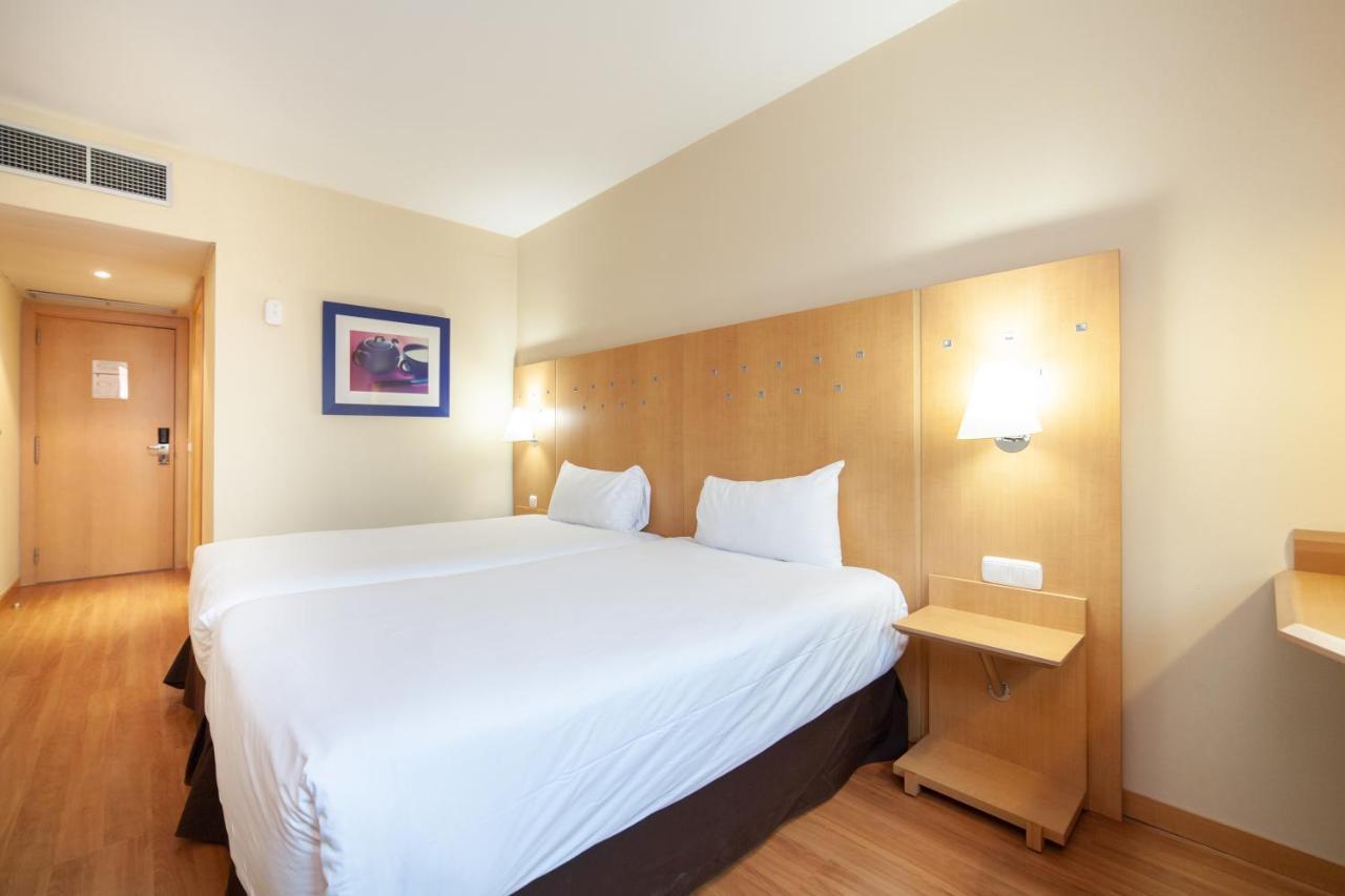 Ibis Alcala De Henares La Garena Hotel Екстериор снимка
