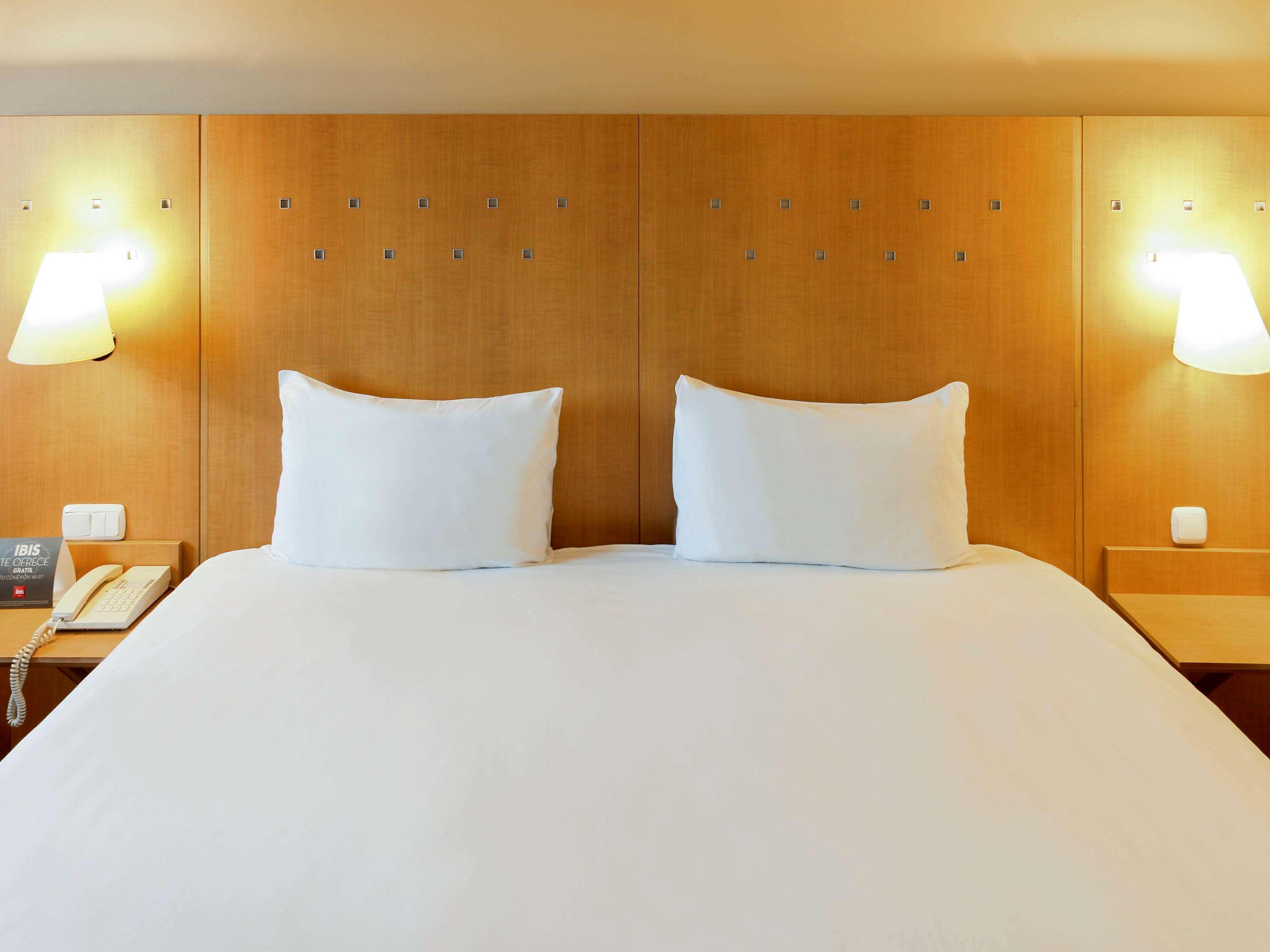Ibis Alcala De Henares La Garena Hotel Екстериор снимка
