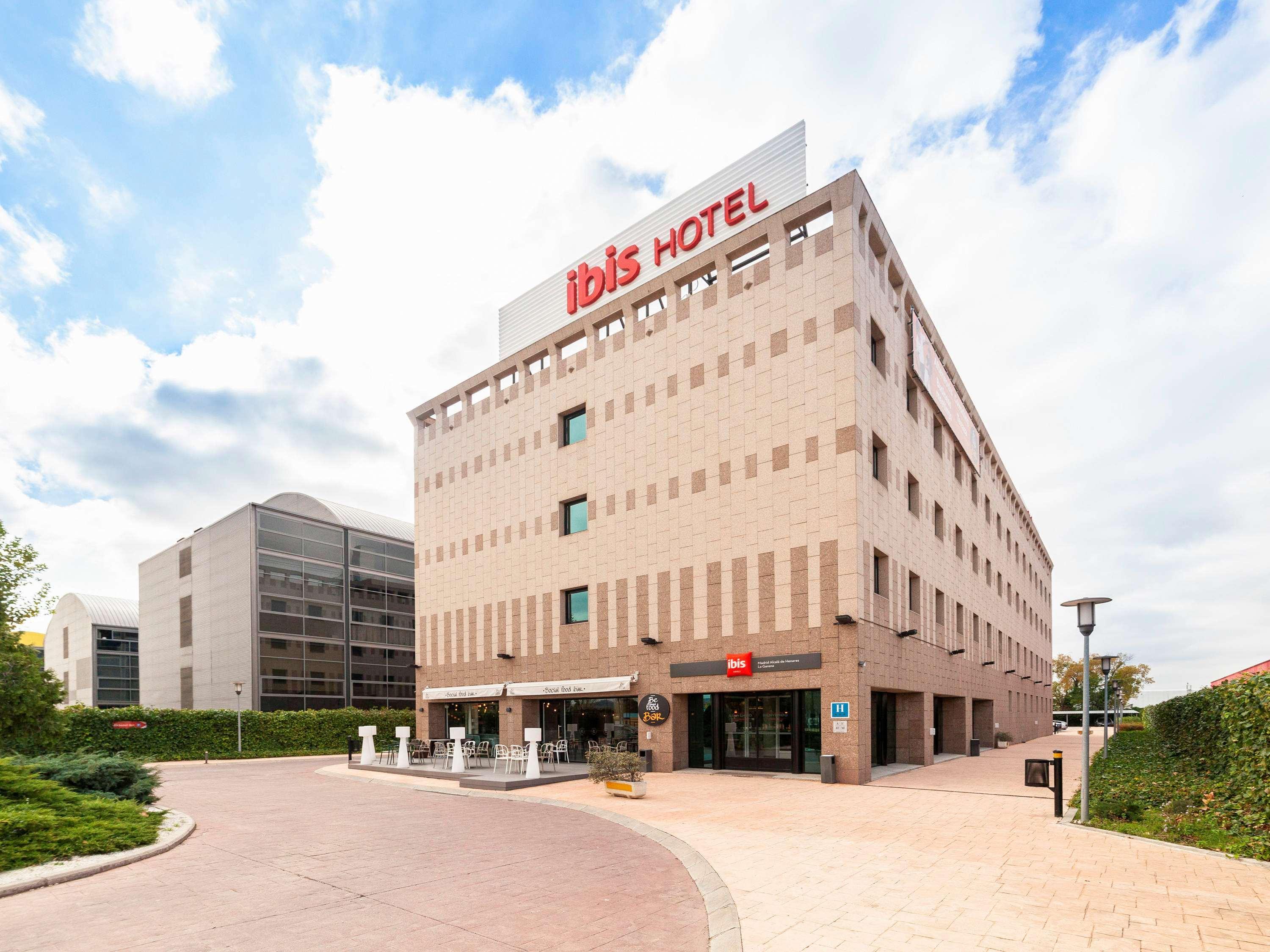 Ibis Alcala De Henares La Garena Hotel Екстериор снимка