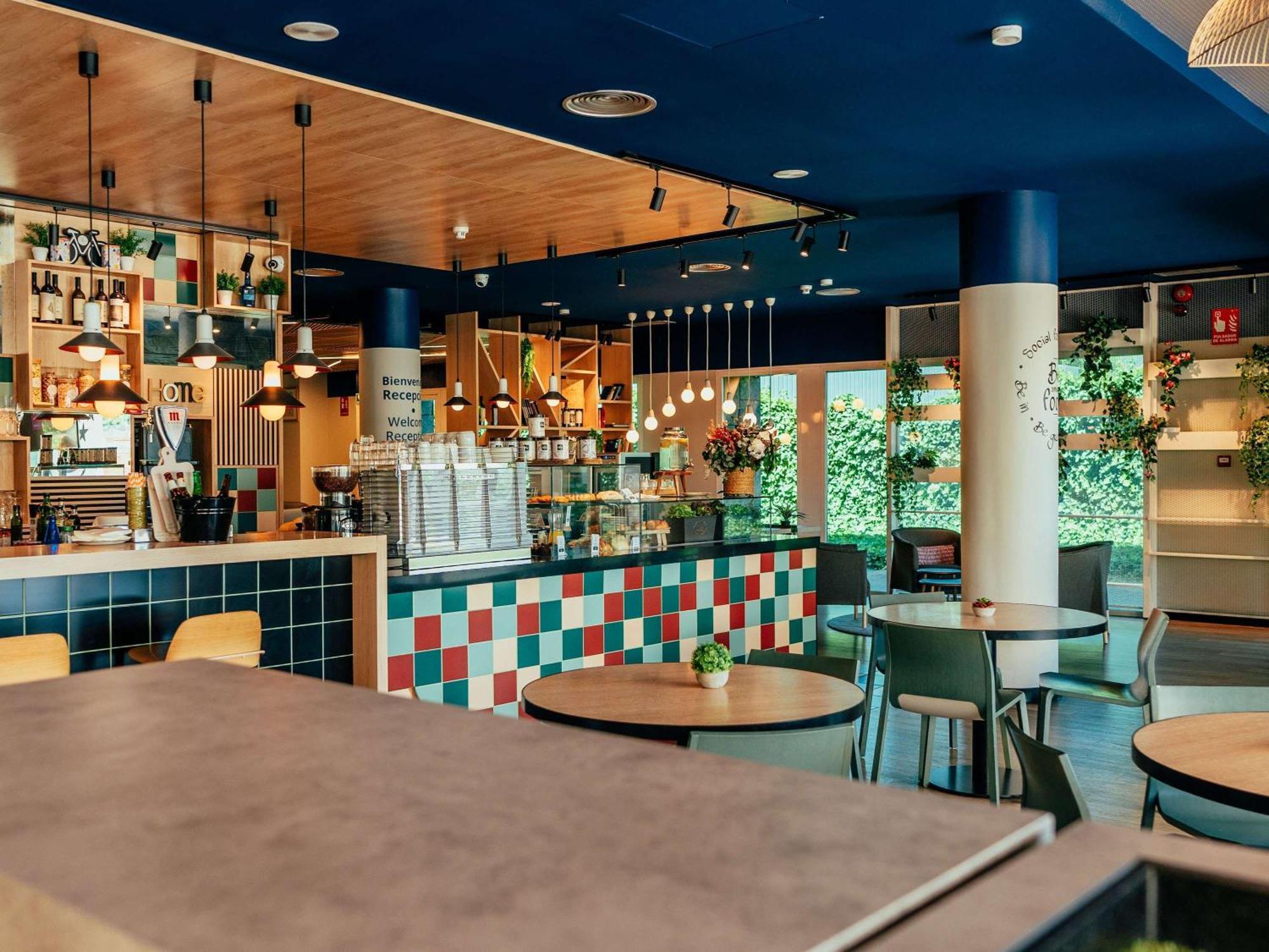 Ibis Alcala De Henares La Garena Hotel Екстериор снимка